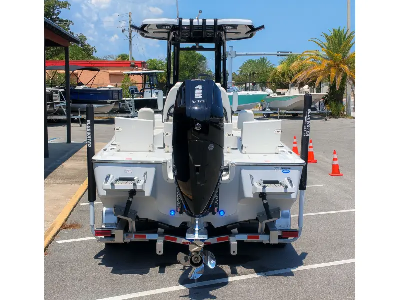 2027 Tidewater 2500 Carolina Bay