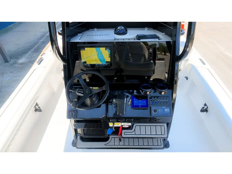 2027 Tidewater 2500 Carolina Bay