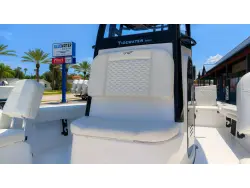 2027 Tidewater 2500 Carolina Bay