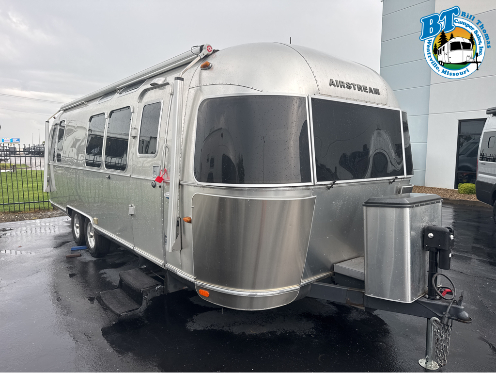 2015 Airstream INTERNATIONAL SERENITY 28RB in wentzville MO