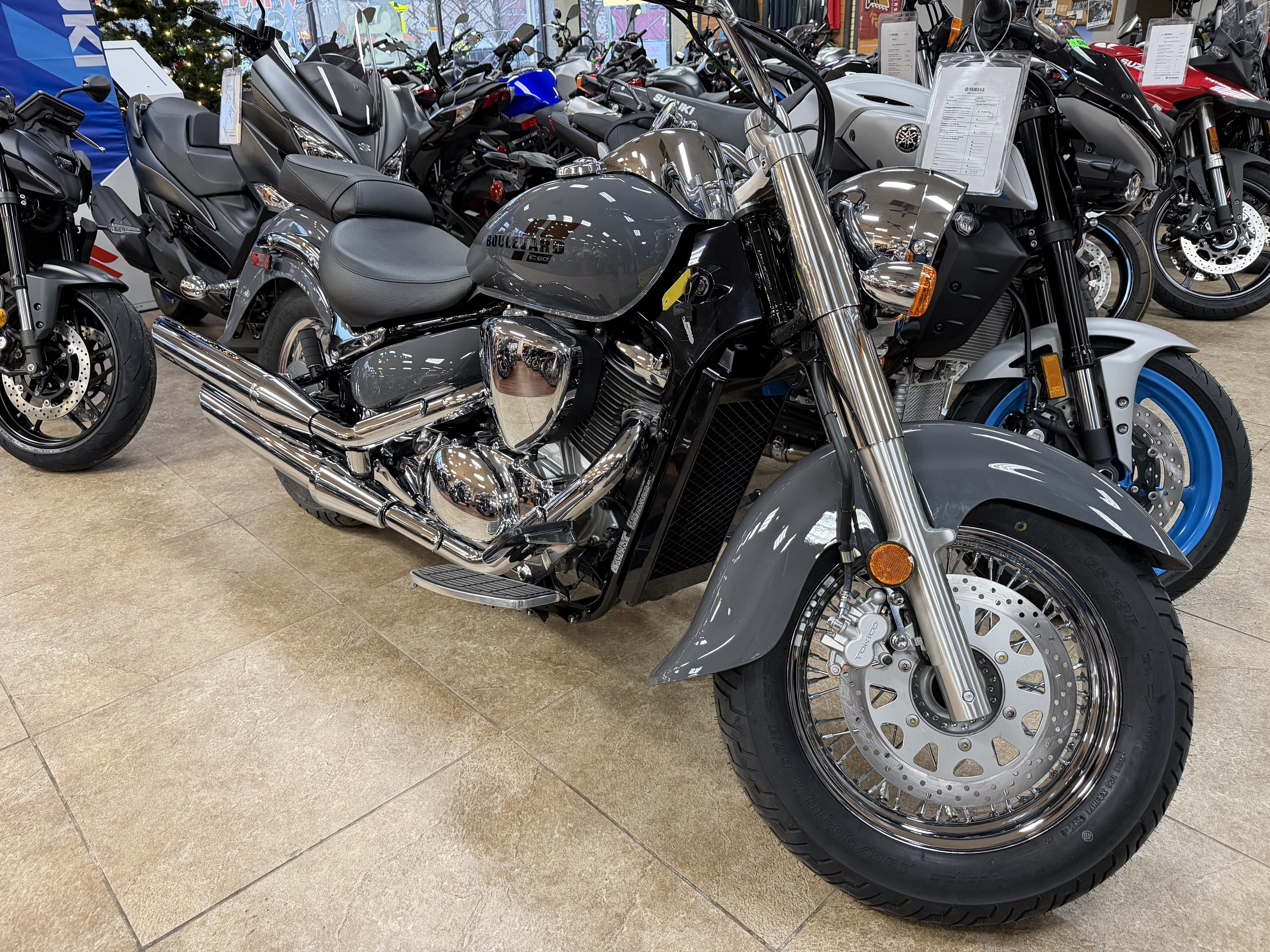 2025 Suzuki Boulevard C50 C50 in Mineola, NY
