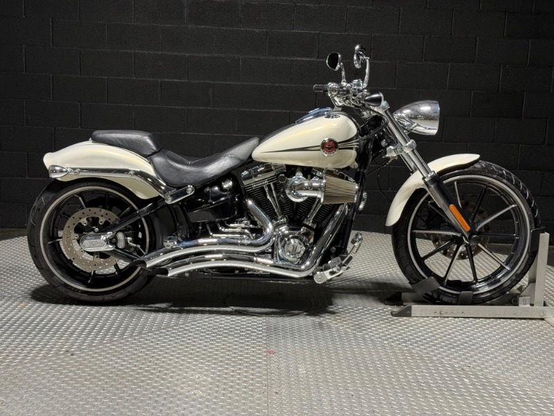 2014 Harley-Davidson BREAKOUT in Paris, TX