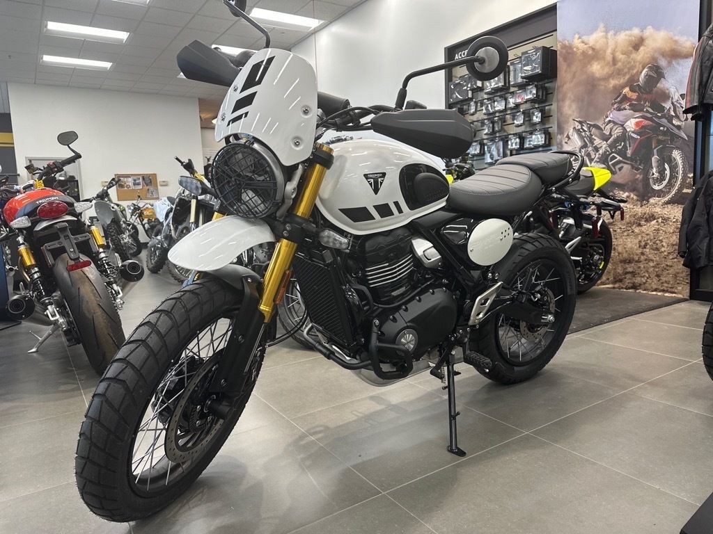 2026 Triumph Scrambler 400 XC Racing Yellow 400 XC in Augusta, ME