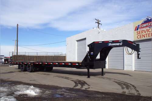 2026 Diamond C FMAX212 35' Gooseneck Flatbed Equipment Trailer in henderson CO