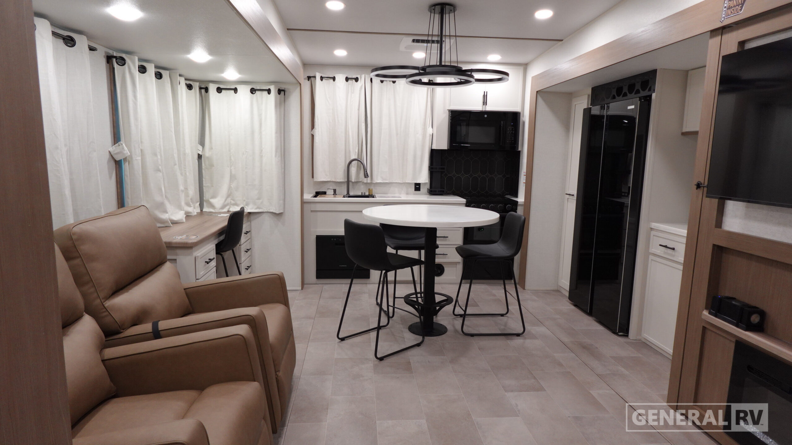 2027 Forest River IMPRESSION 360MYR in dover FL
