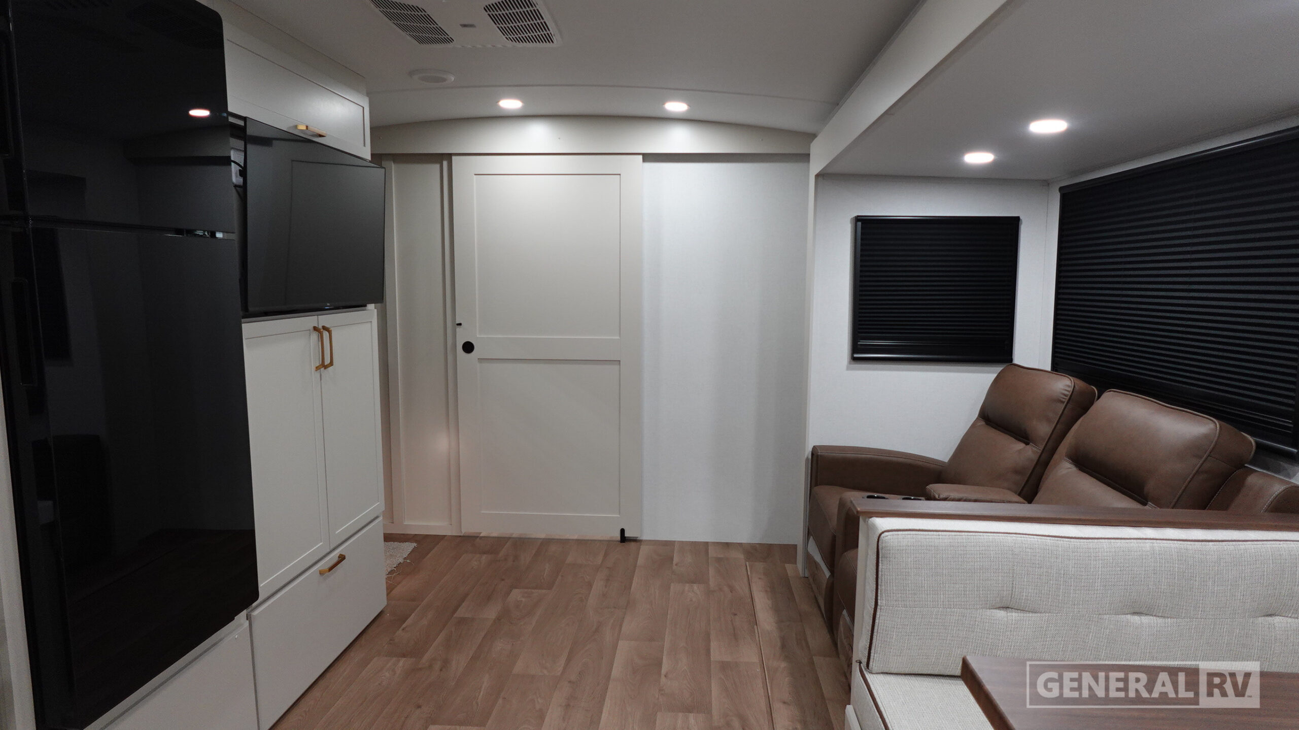 2027 Grand Design IMAGINE 2600RB in wixom MI