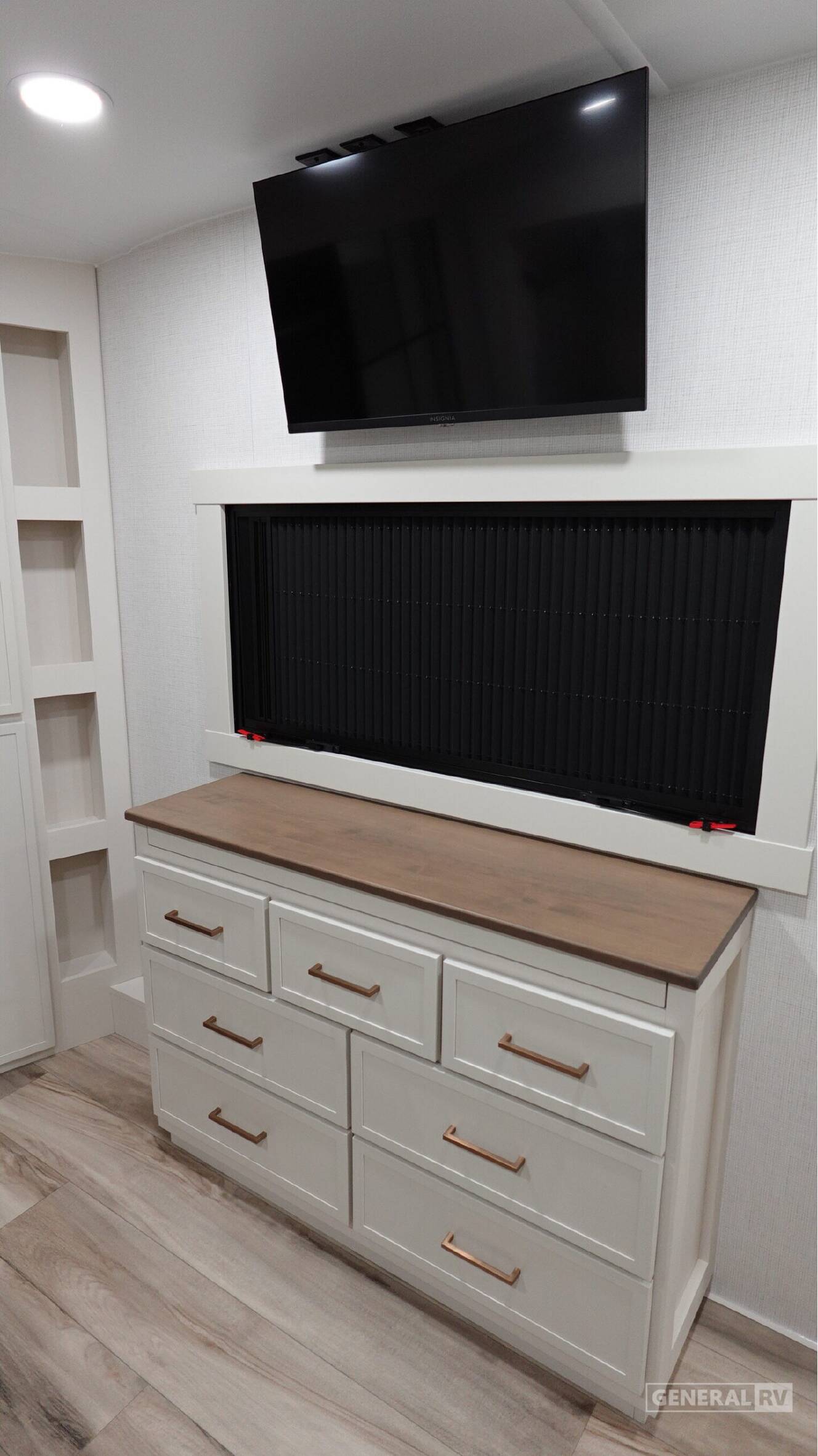 A photo of this 2027 Brinkley MODEL Z 3600