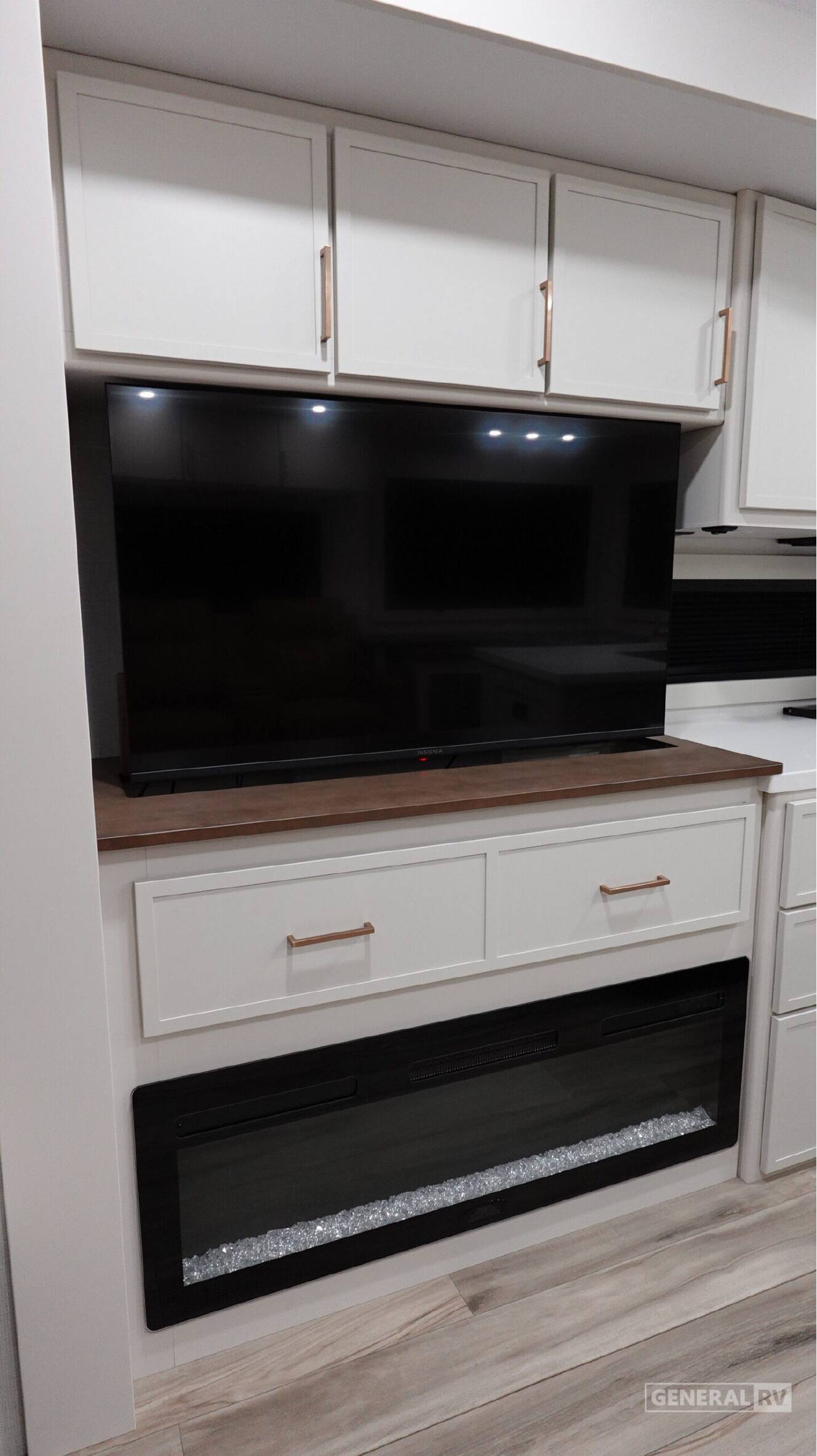 A photo of this 2027 Brinkley MODEL Z 3600