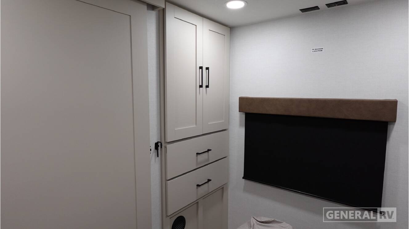 A photo of this 2027 Alliance Rv DELTA 292RL