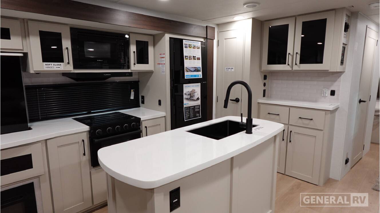 A photo of this 2027 Alliance Rv DELTA 292RL