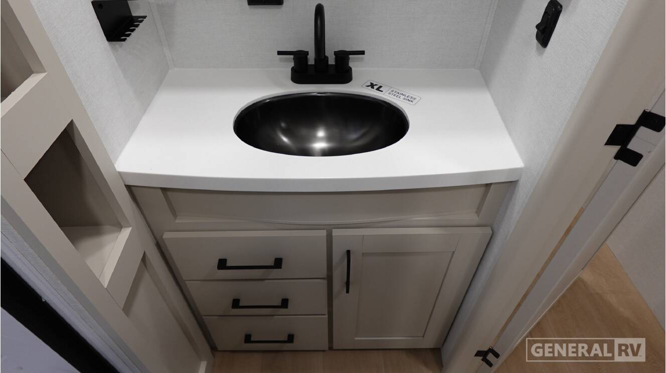 A photo of this 2027 Alliance Rv DELTA 292RL