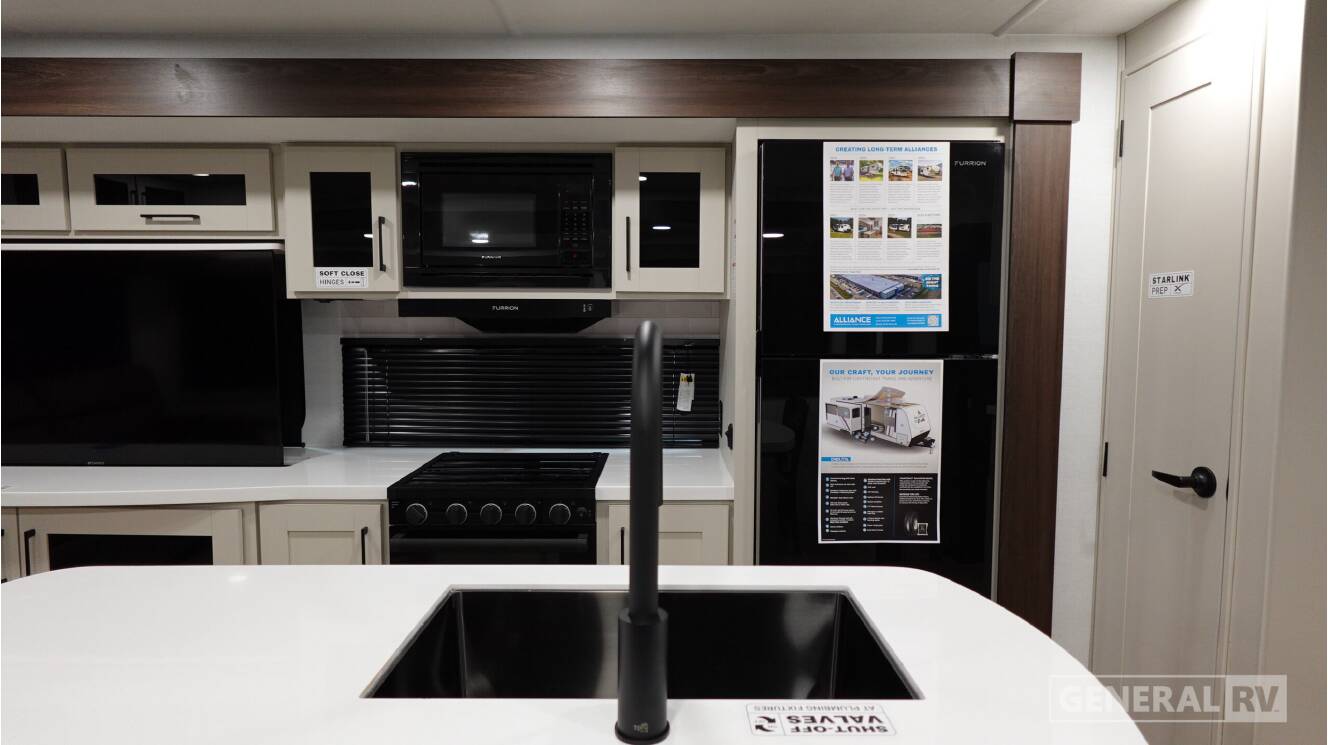 A photo of this 2027 Alliance Rv DELTA 292RL