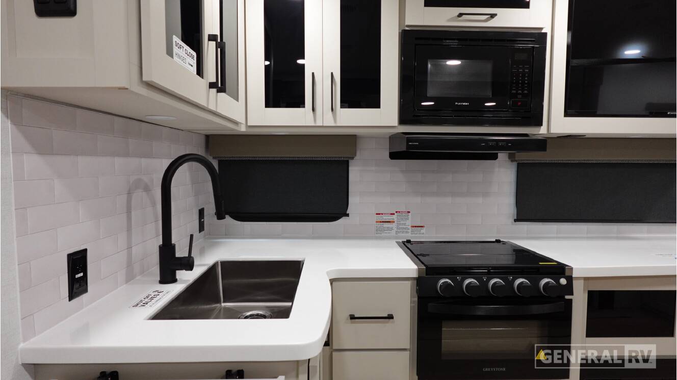A photo of this 2027 Alliance Rv DELTA 252RL