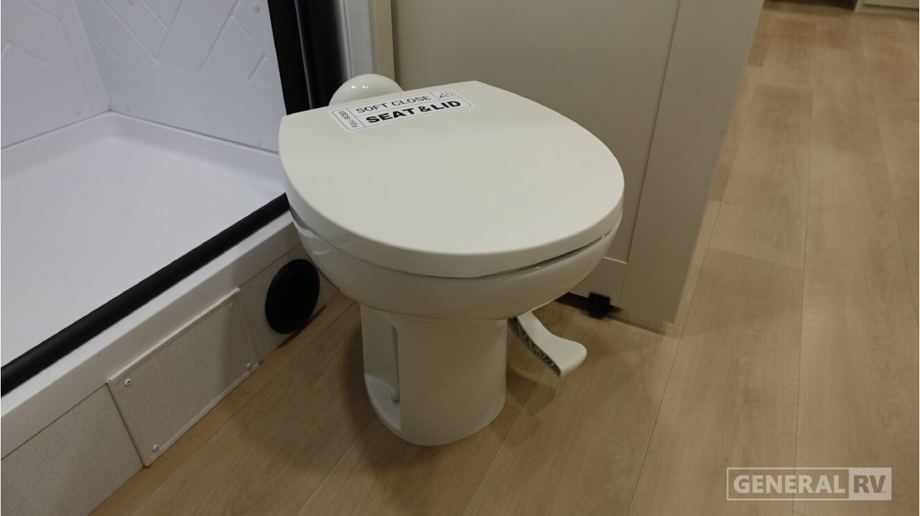 A photo of this 2027 Alliance Rv DELTA 252RL