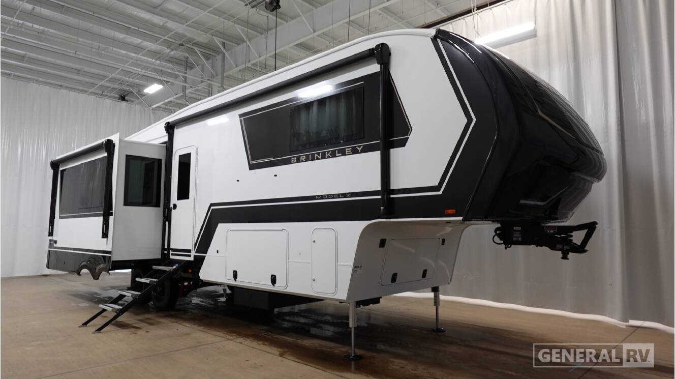 A photo of this 2027 Brinkley MODEL Z 3200