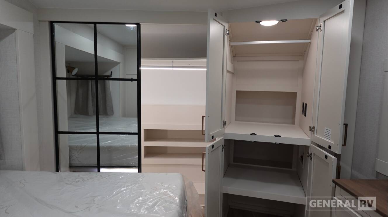 A photo of this 2027 Brinkley MODEL Z 3200