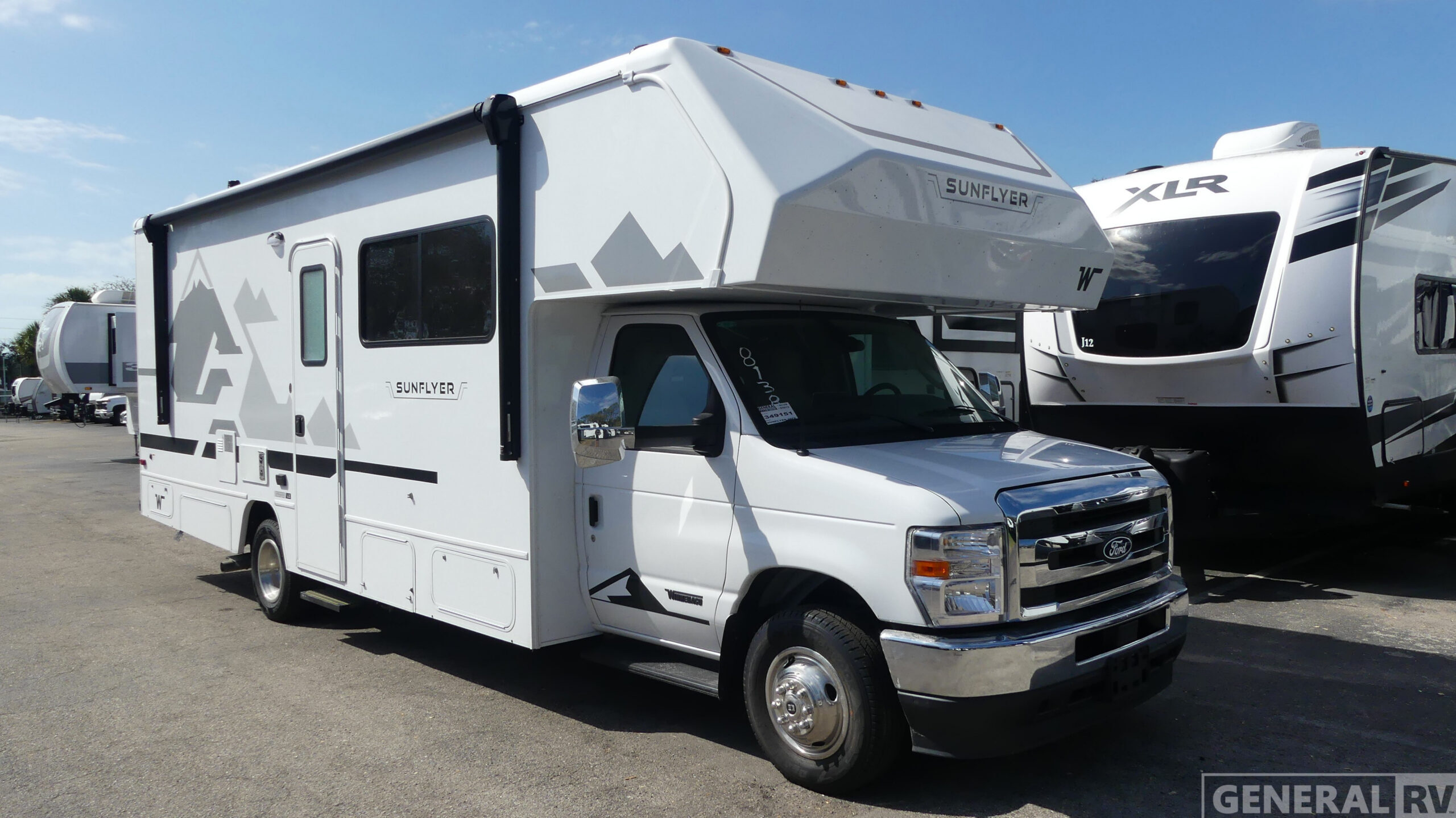2027 Winnebago SUNFLYER 26FE RV