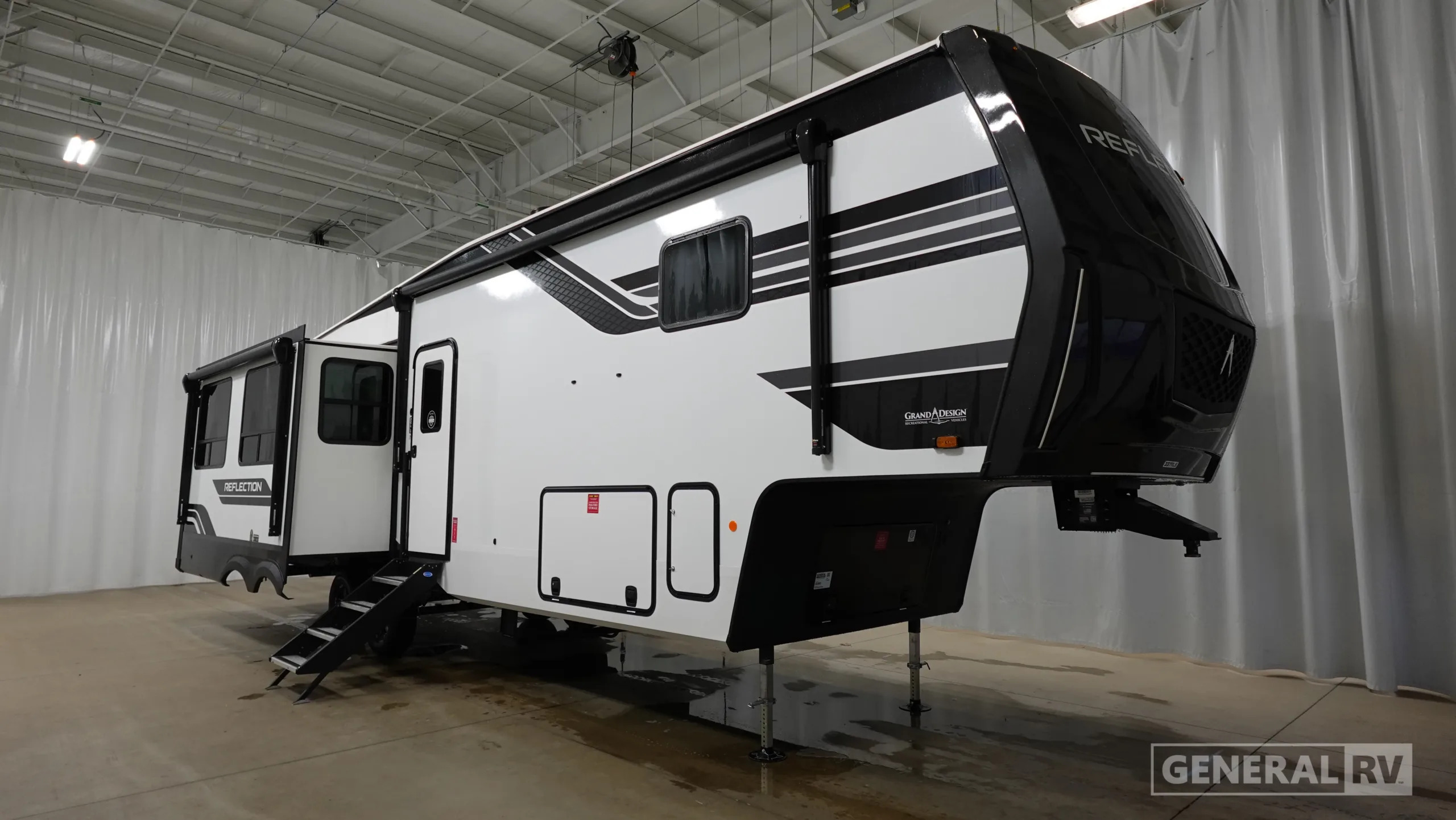 2026 Grand Design REFLECTION 337RLS RV