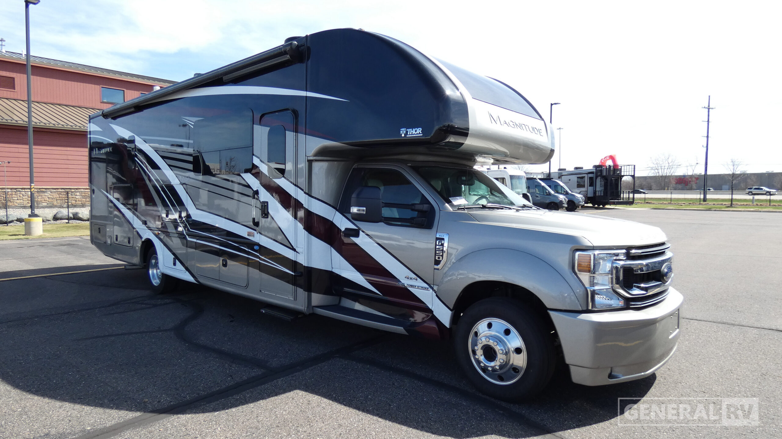 2022 Thor Motor Coach MAGNITUDE SV34 in wixom MI