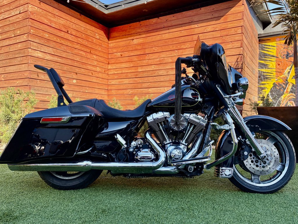2011 Harley Davidson Street Glide in Orlando, FL