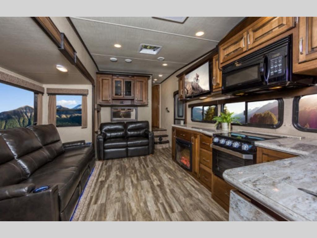 2018 Grand Design Reflection 28BH in billings MT