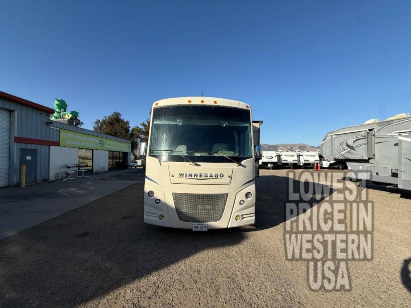 A photo of this 2018 Winnebago Vista LX 27N