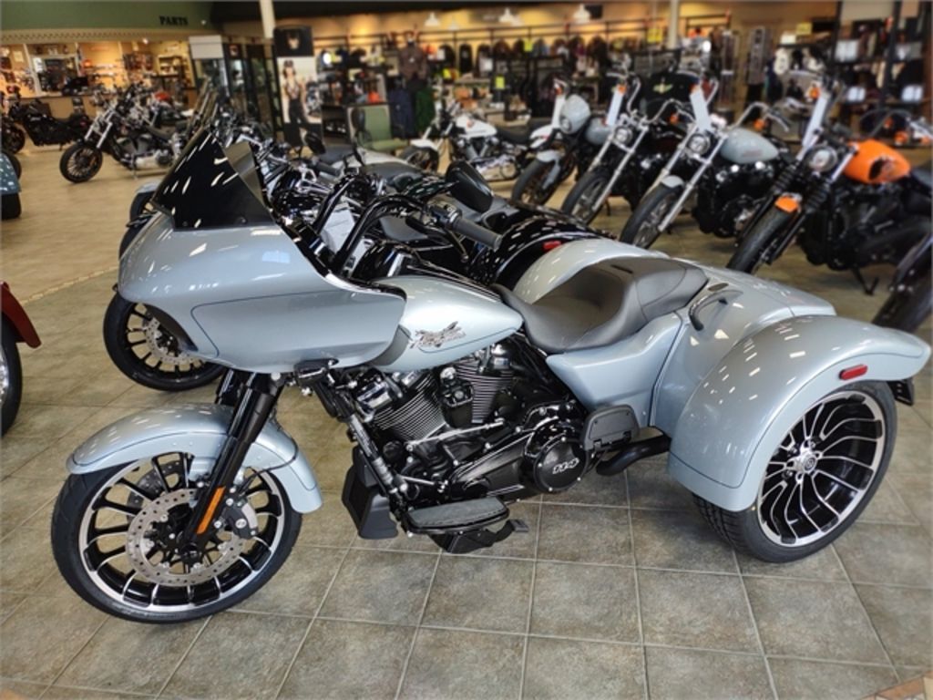 2024 Harley-Davidson® FLTRT - Road Glide® 3 3 in Chambersburg, PA