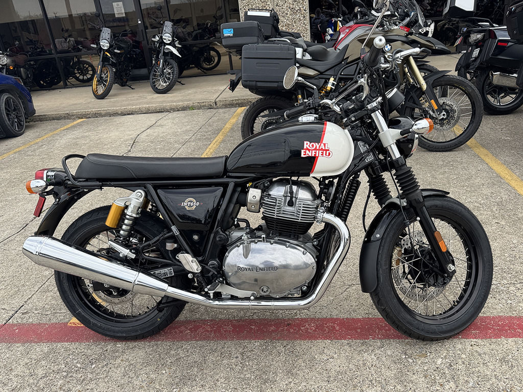 2024 Royal Enfield INT650 Black Pearl 650 in Plano, TX