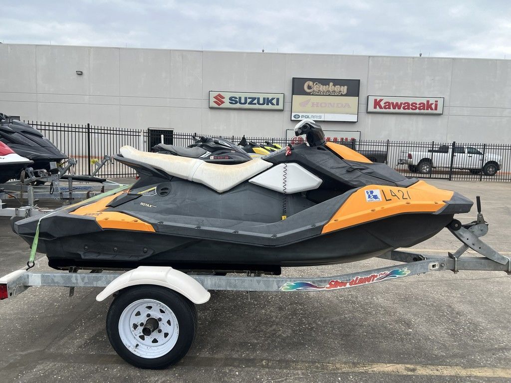 2014 Sea-Doo Spark 3up ROTAX® 900 H.O. ACE iBR® 3-UP ROTAX 900 H.O. ACE in Beaumont, TX