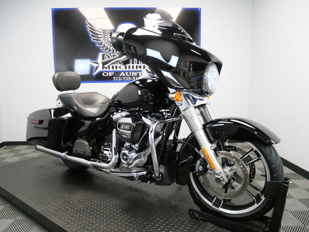 2017 Harley-Davidson® FLHX - Street Glide® FLHX in Austin, TX