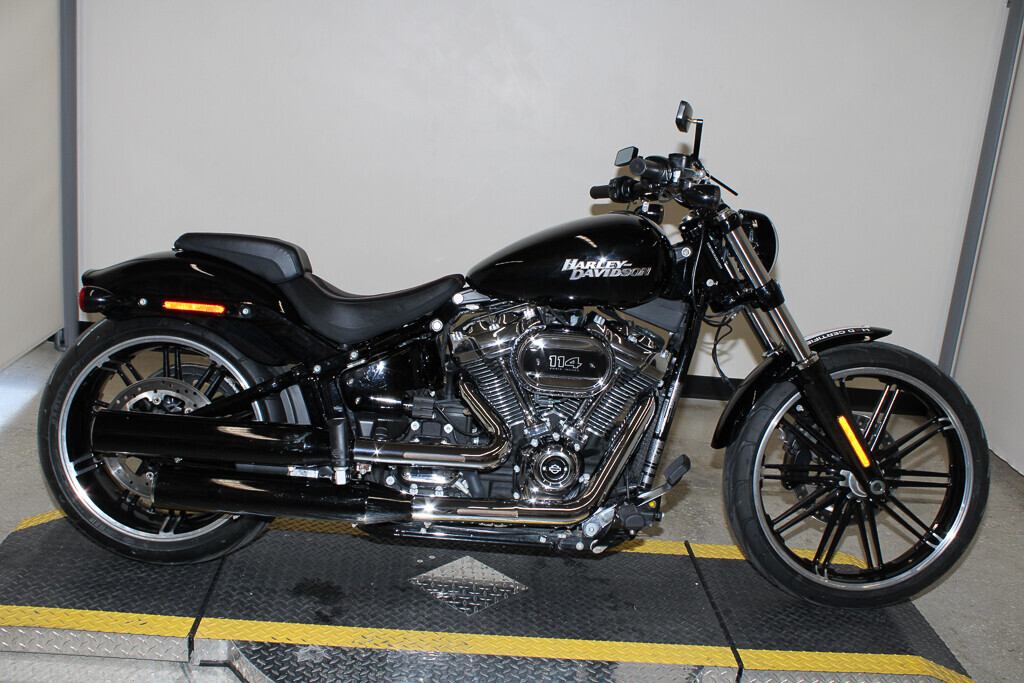2018 Harley-Davidson Breakout 114 in Miami, FL