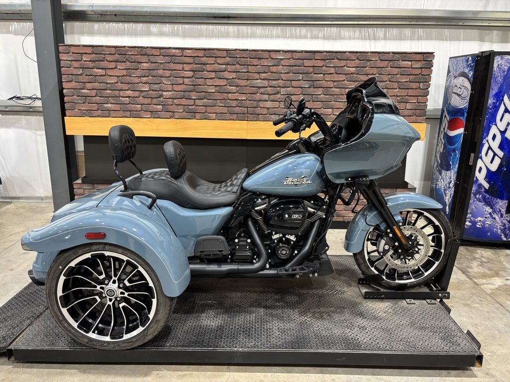 2024 Harley-Davidson® FLTRT - Road Glide® 3 3 in Wichita, KS