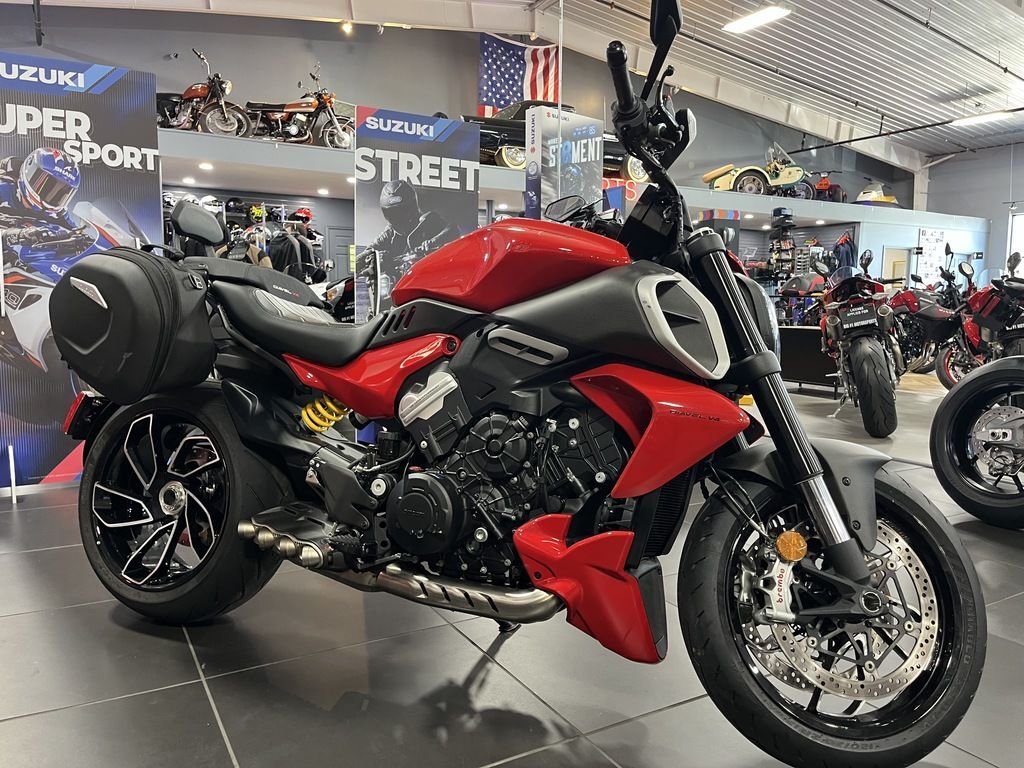 2024 Ducati Diavel V4 Red V4 in Birmingham, AL