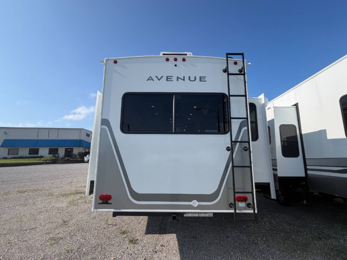 A photo of this 2027 Alliance Rv Avenue 32RLS