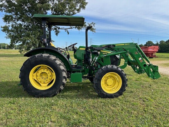 2022 John Deere 5075E in Martin, TN