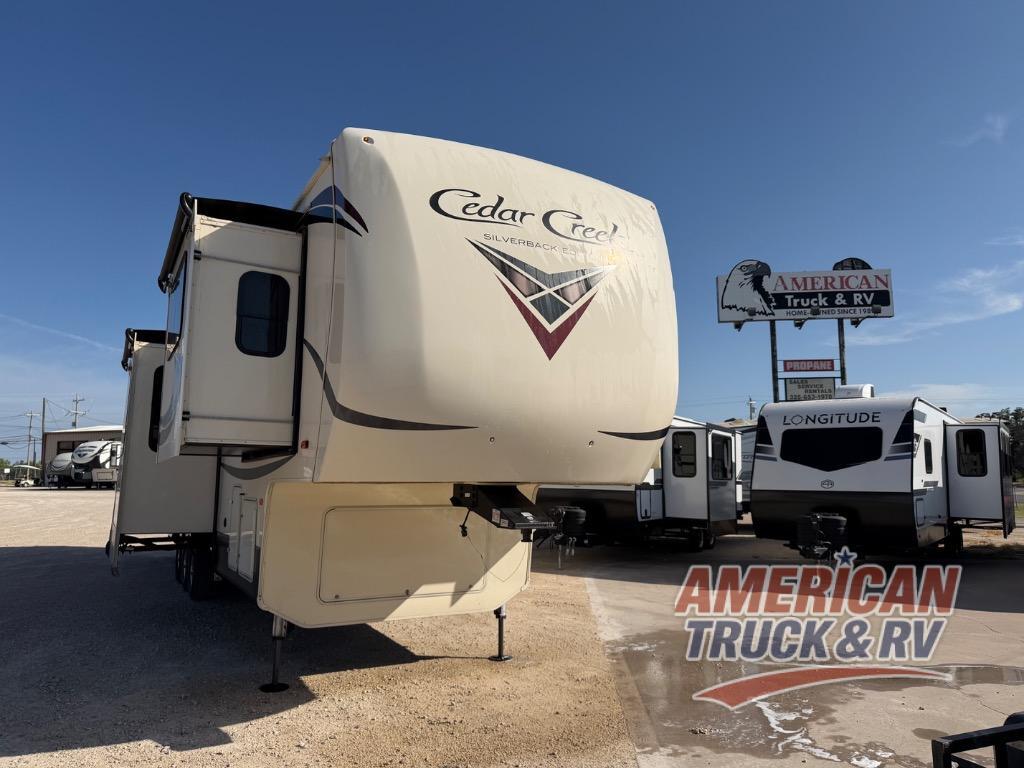 2019 Forest River Rv Cedar Creek Silverback 37RTH in san angelo TX