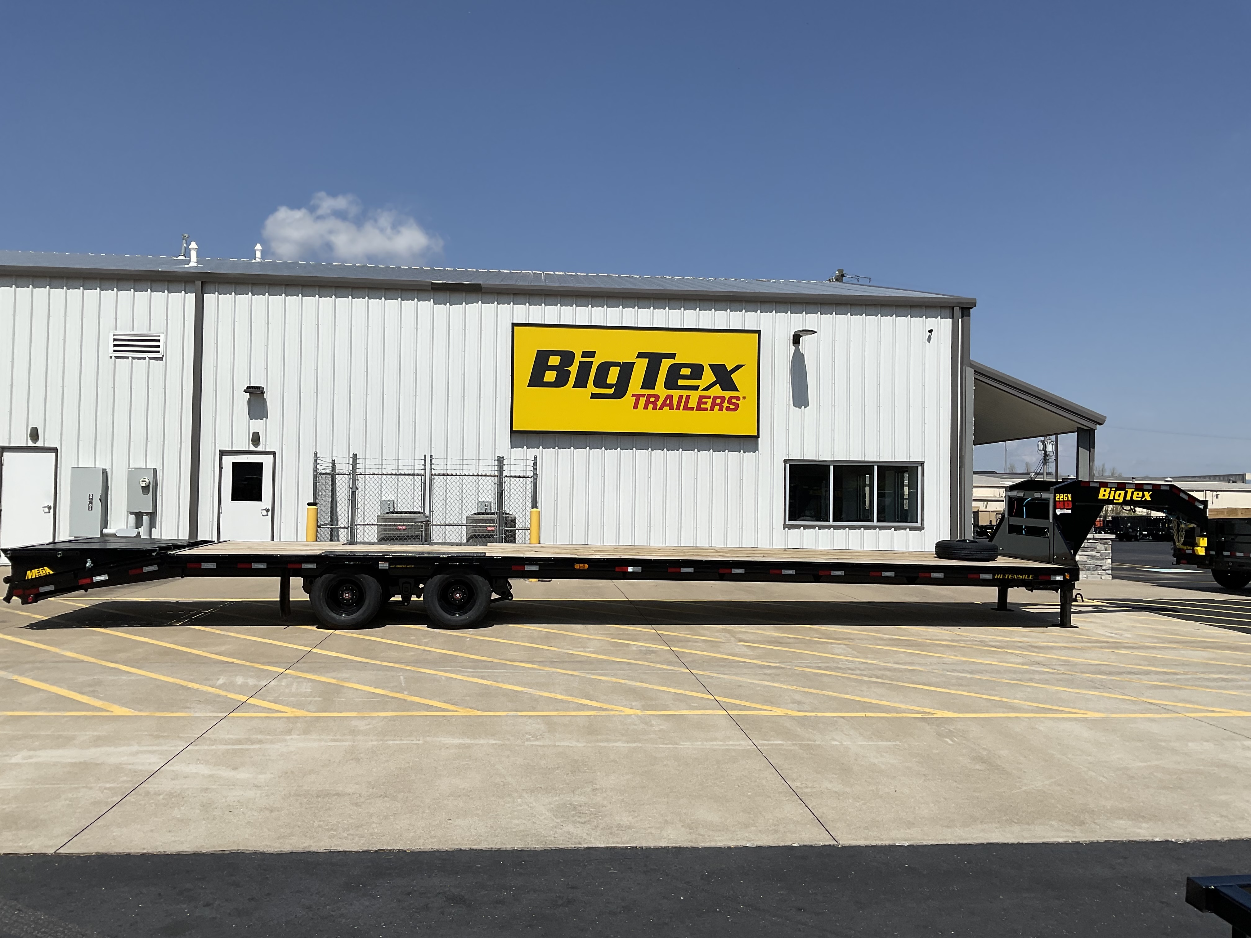 2027 Big Tex Trailers 22GN-33D5A-MRBK in Commerce, GA