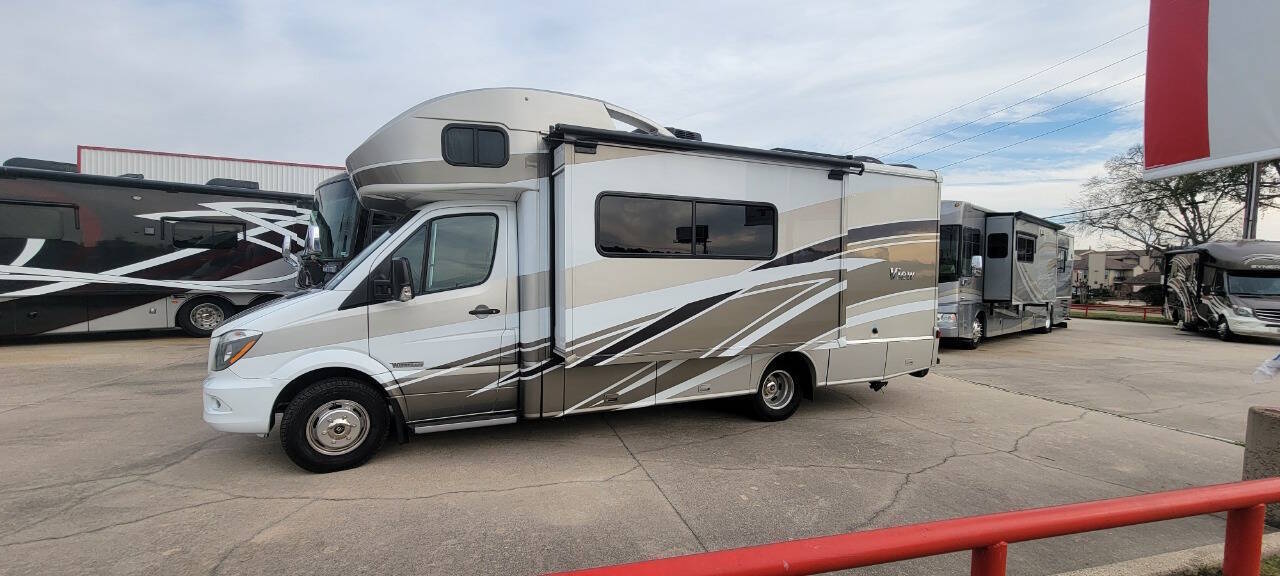 2017 Winnebago VIEW 24J in houston TX