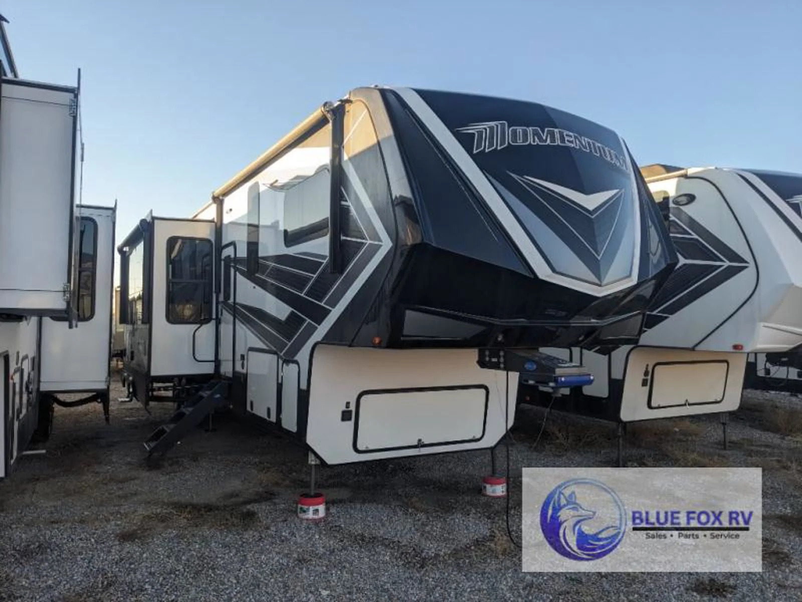 2021 Grand Design Rv Momentum 397TH in north logan UT