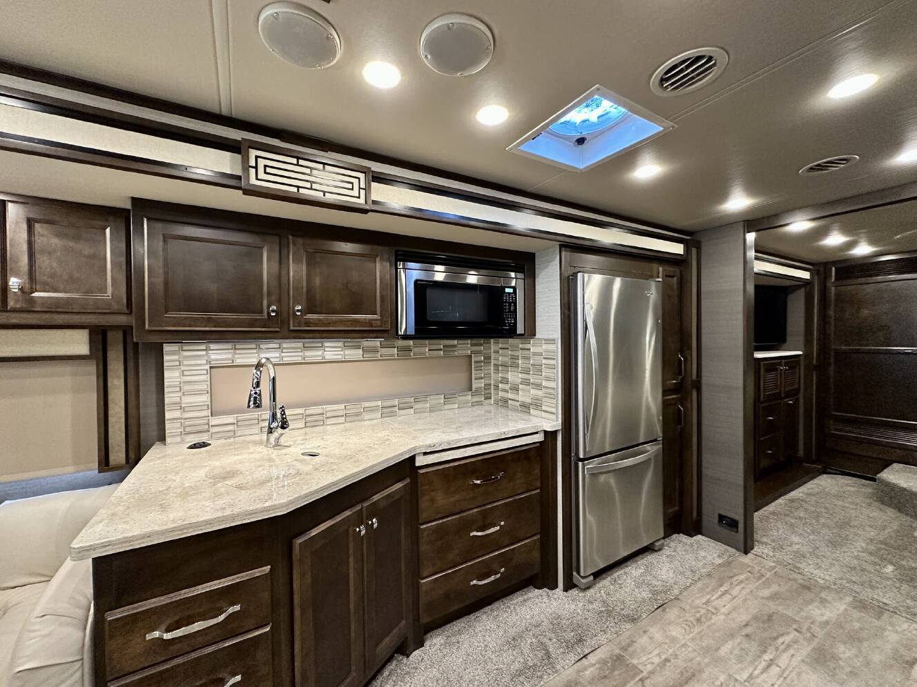 A photo of this 2020 Tiffin Allegro Red 33 AA