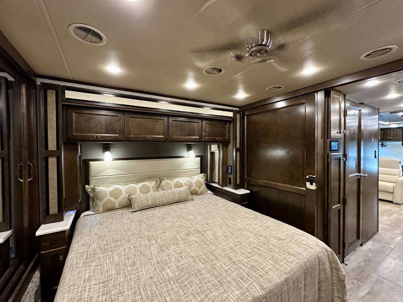 A photo of this 2020 Tiffin Allegro Red 33 AA