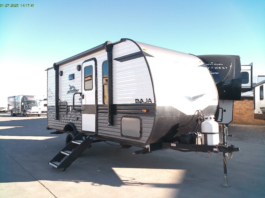 2023 Jayco Jay Flight BAJA 183RB in longmont CO