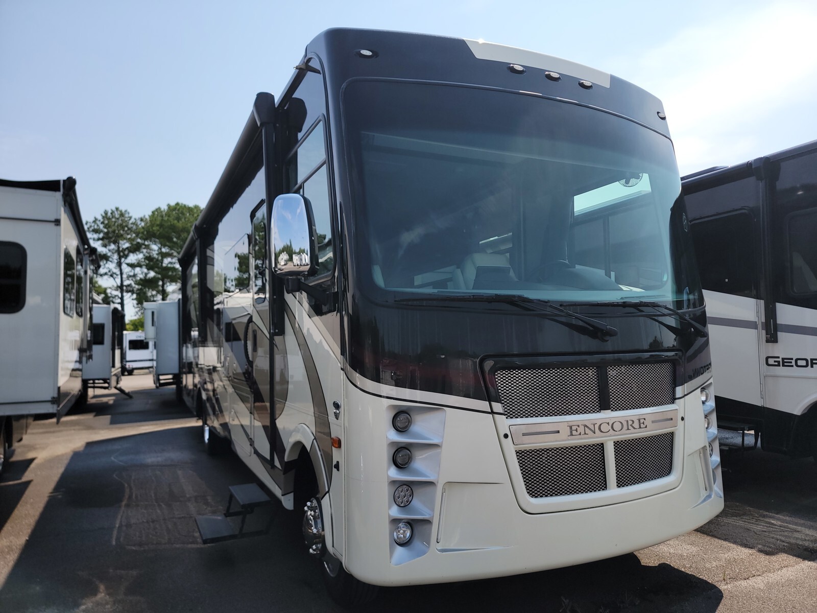 2023 Coachmen Encore 325SS in christiana TN