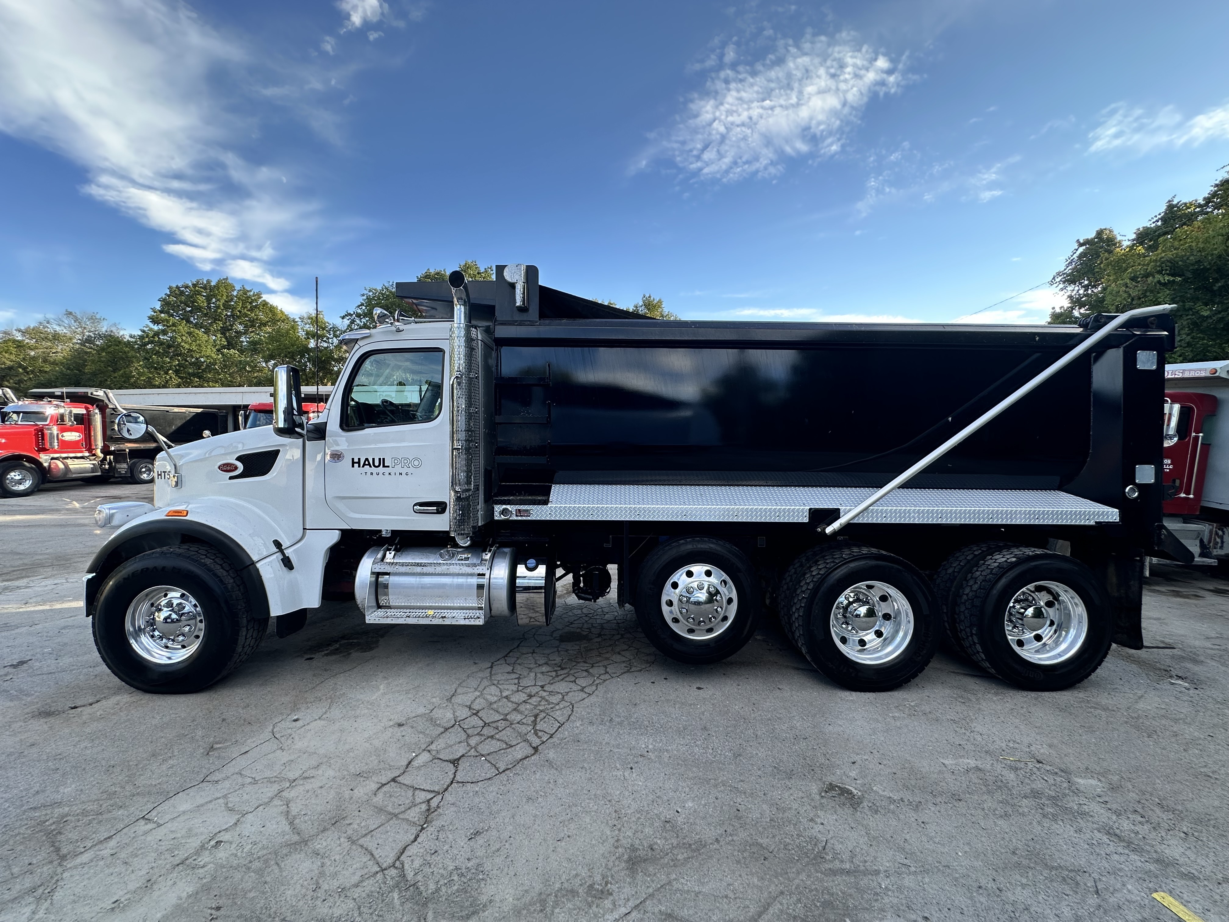 2025 PETERBILT 567 in Nashville, TN