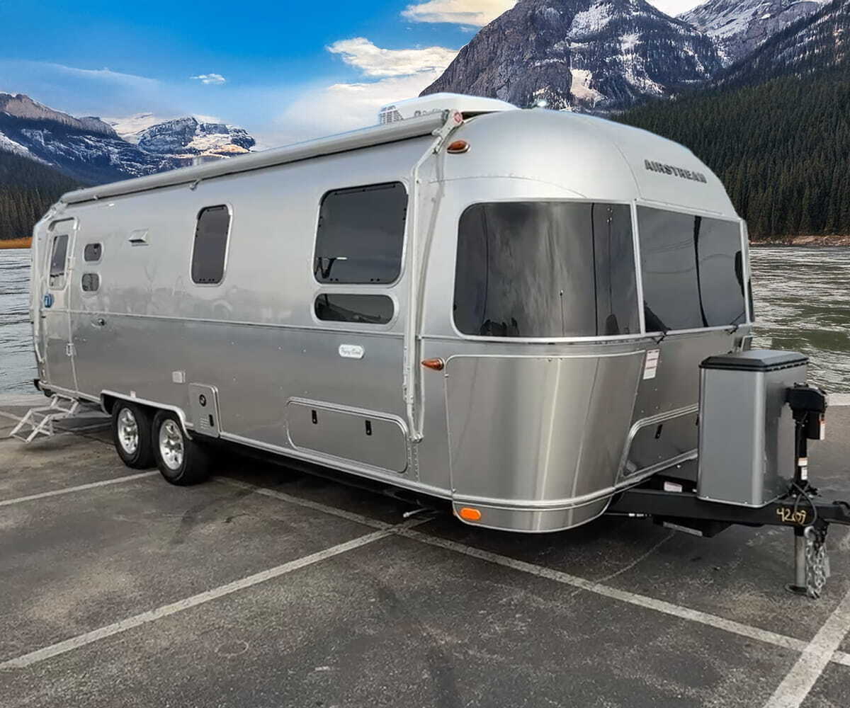2026 Airstream Flying Cloud 27FB Twin in columbus OH
