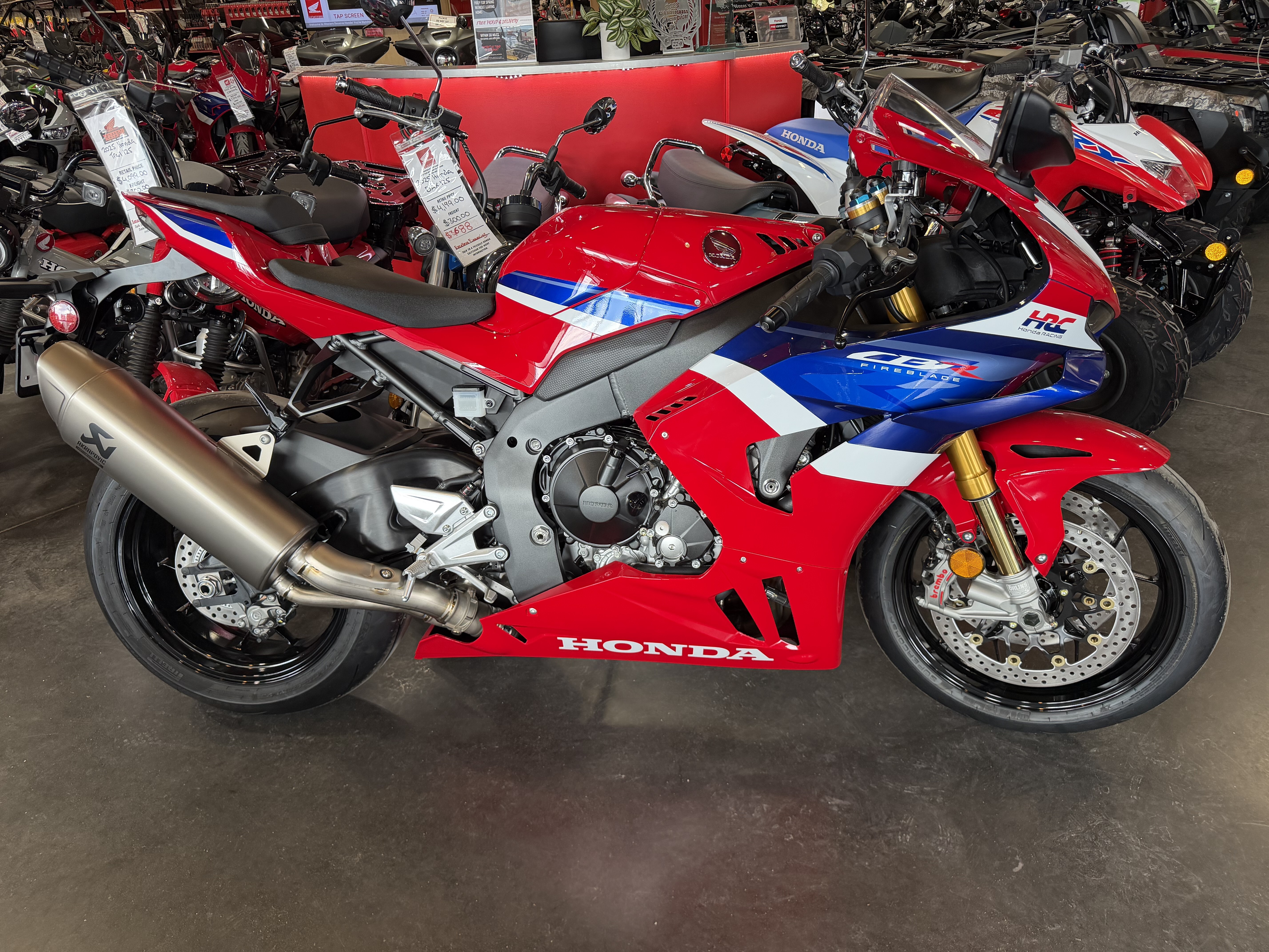2026 Honda CBR1000RR-R Fireblade SP 1000RR in Mentor, OH
