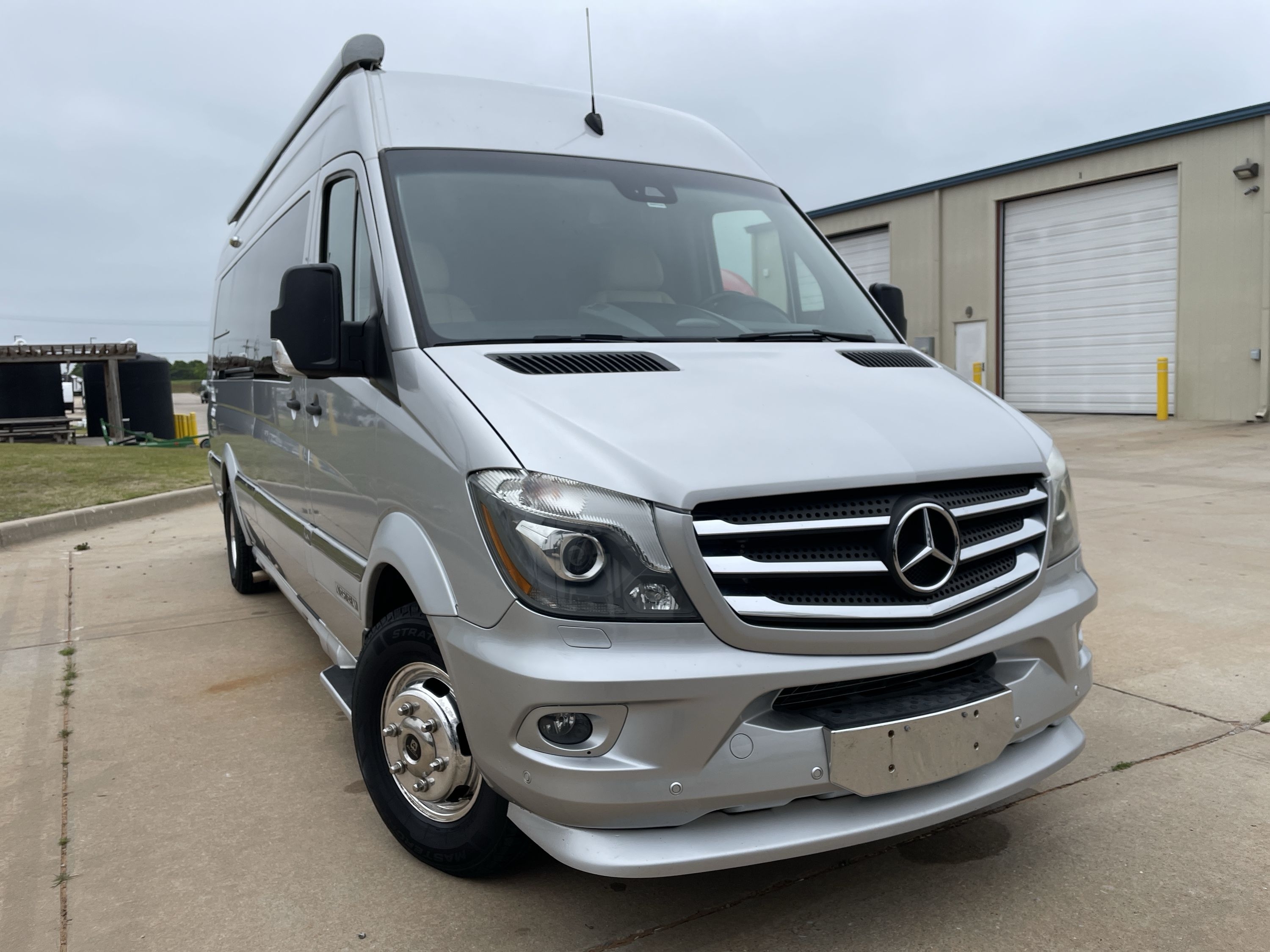 2016 Airstream INTERSTATE GRAND TOUR EXT in oklahoma city OK