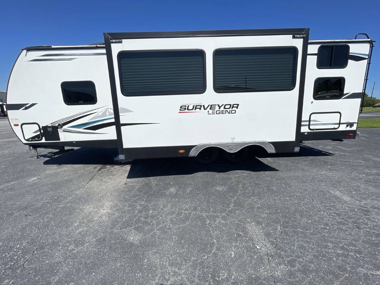 A photo of this 2023 Forest River SURVEYOR 276BHLE