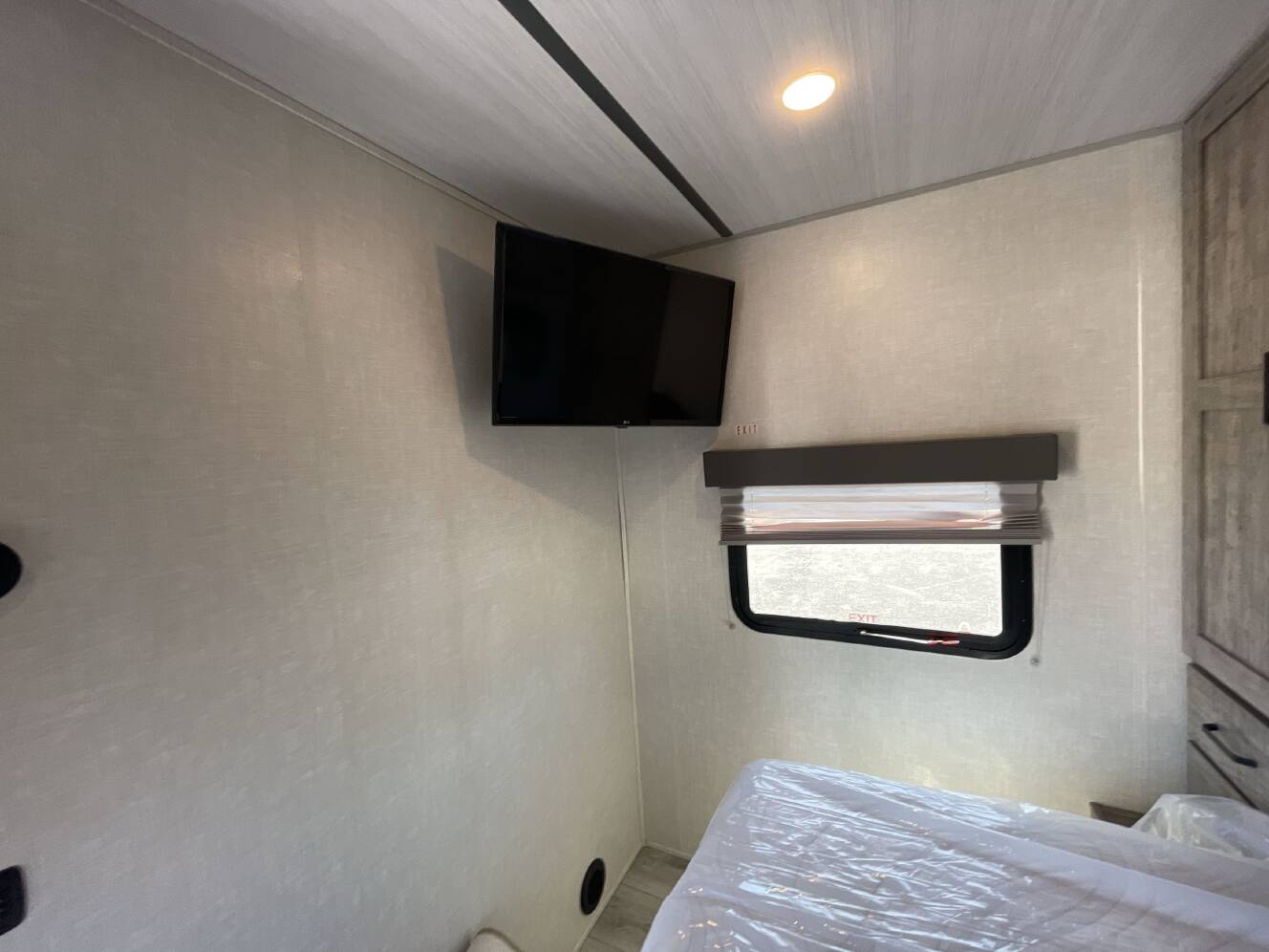 A photo of this 2023 Forest River SURVEYOR 276BHLE