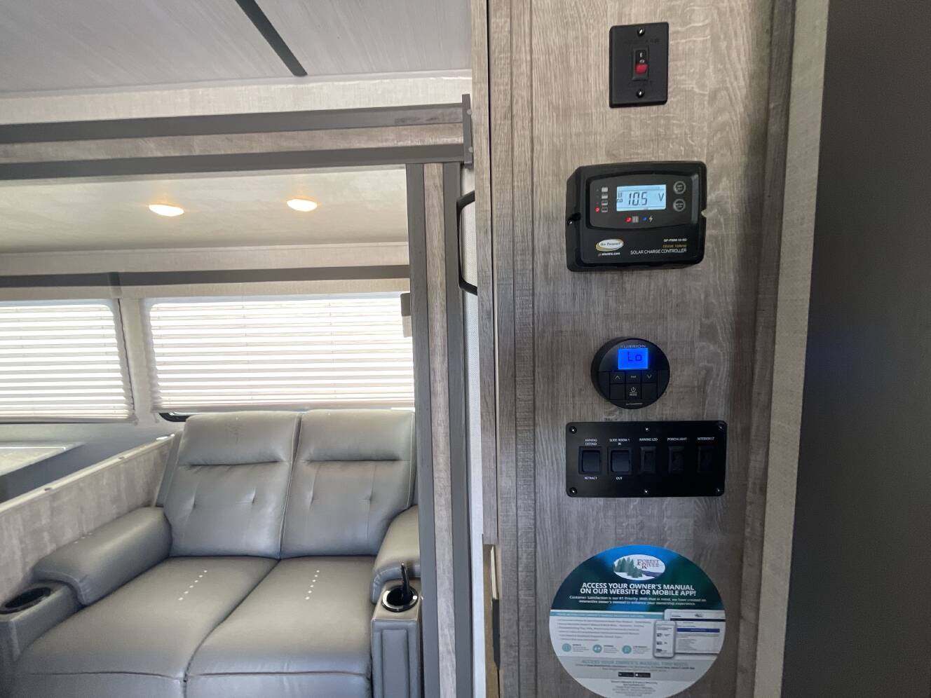 A photo of this 2023 Forest River SURVEYOR 276BHLE
